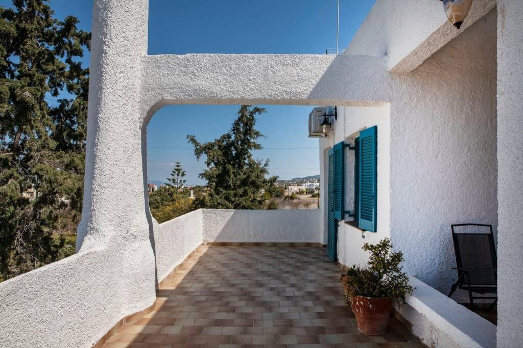 Villa Velissarios: Wonderful Villa Next To Beach Aegina Extérieur photo